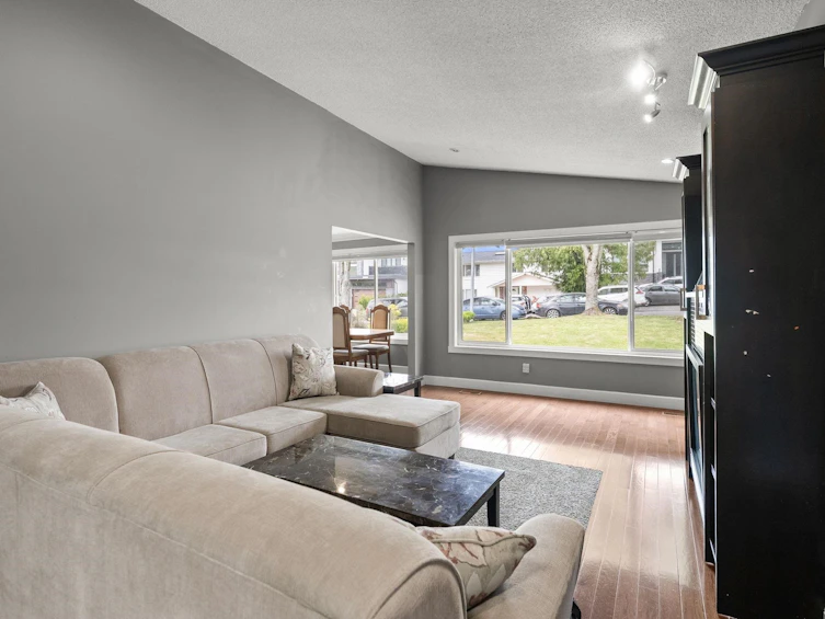 15042 85a Avenue, Surrey, BC, V3S 6A5 - 4