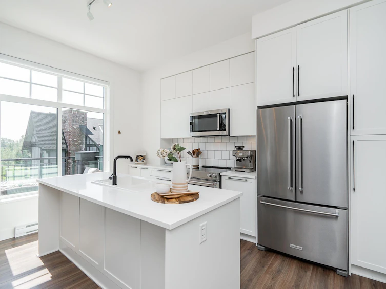 85-3552 Victoria Drive, Coquitlam, BC, V3E 0N7 - 2