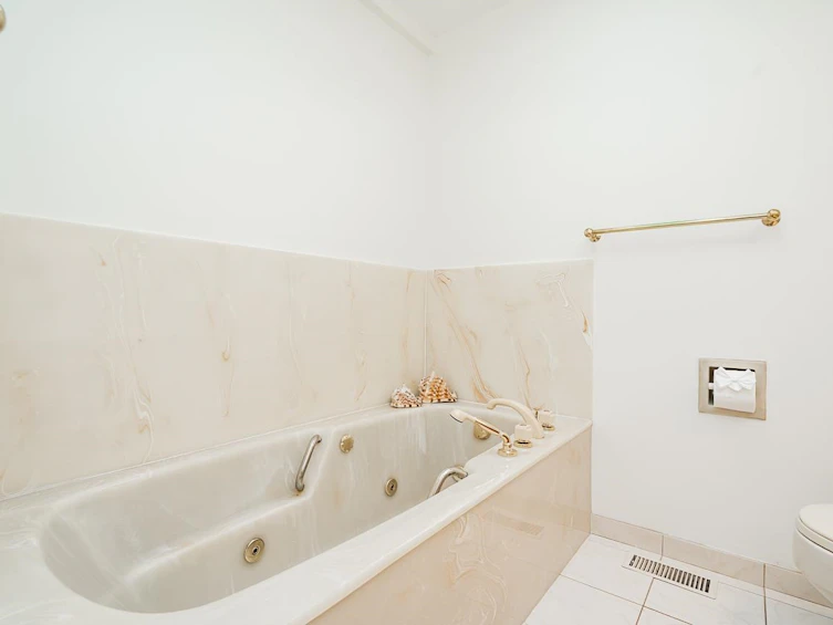 6546 Dunnedin Street, Burnaby, BC, V5B 1Y8 - 21