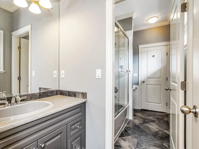 13356 26 Avenue, Surrey, BC, V4P 1Y3 - 25