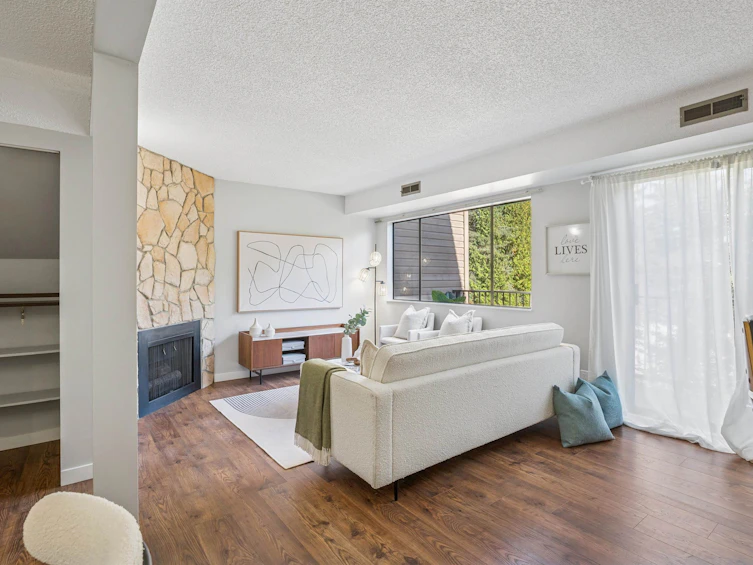 1825 Goleta Drive, Burnaby, BC, V5A 1P6 - 5
