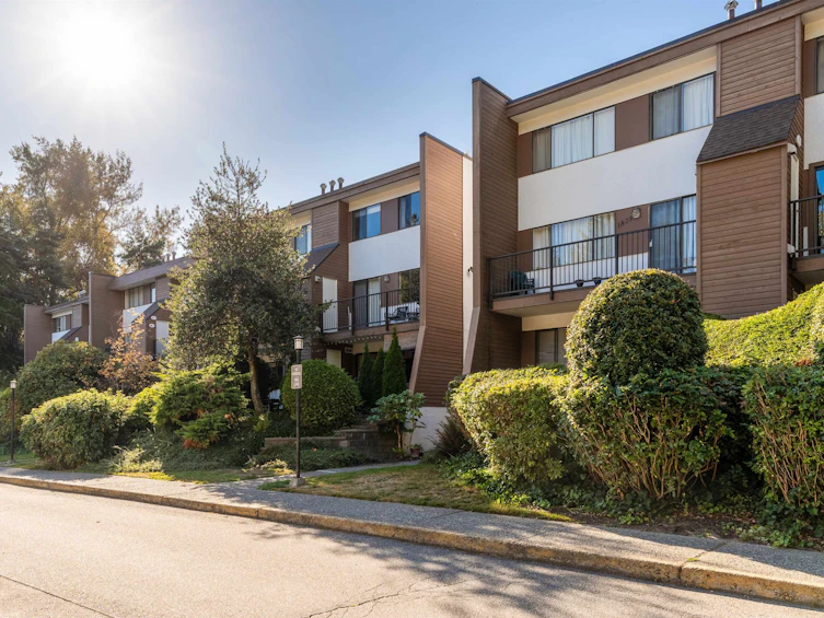 1825 Goleta Drive, Burnaby, BC, V5A 1P6 - 3