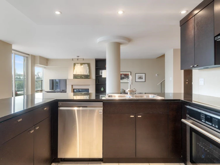 805-1383 Marinaside Crescent, Vancouver, BC, V6Z 2W9 - 9