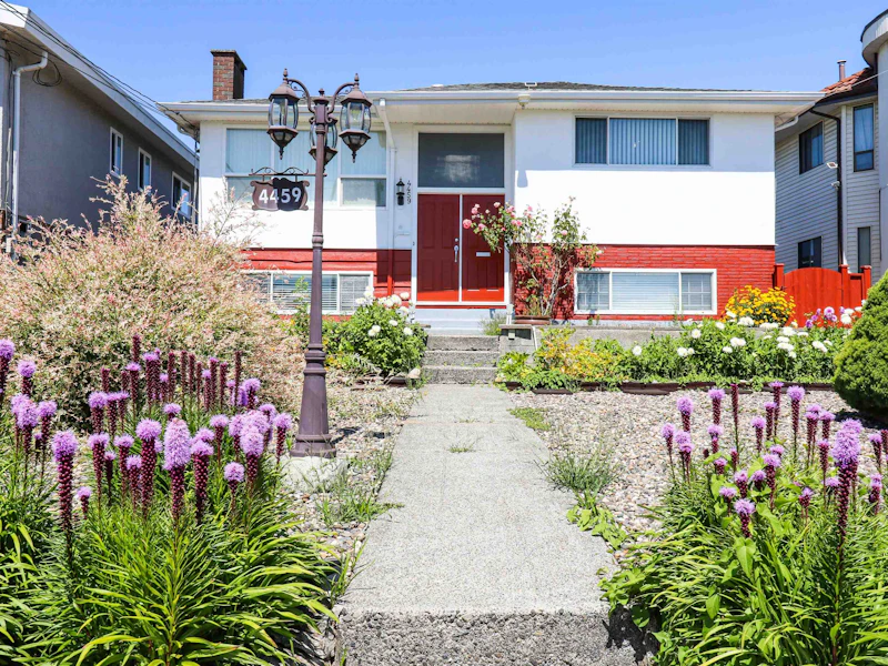 4459 Rumble Street, Burnaby BC V5J 2A4