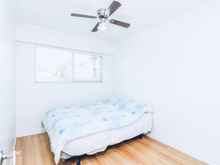 4459 Rumble Street, Burnaby, BC, V5J 2A4 - 11