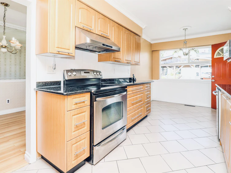 4459 Rumble Street, Burnaby, BC, V5J 2A4 - 6