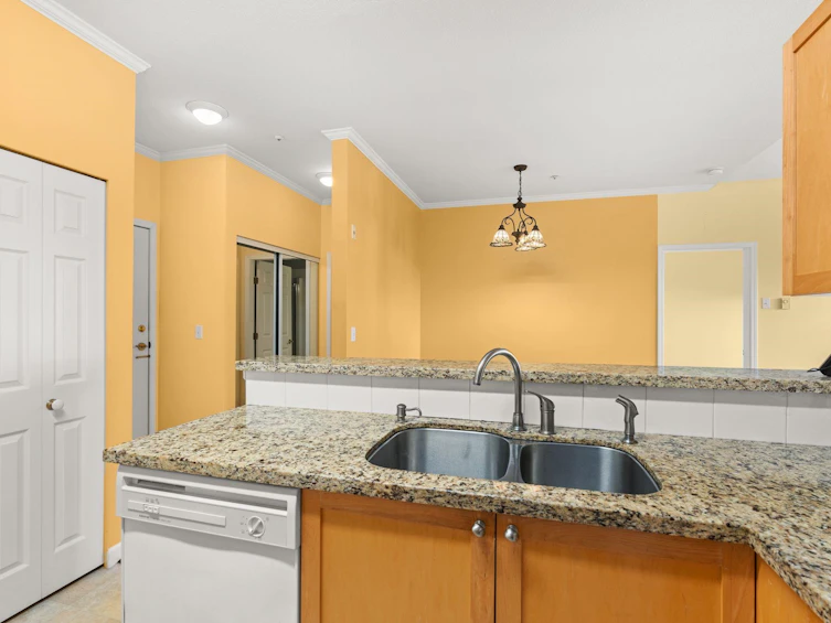 PH5-5555 13a Avenue, Delta, BC, V4M 2E7 - 7