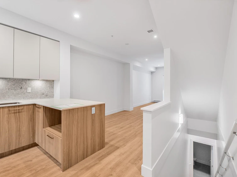 106-2320 Emery Court, North Vancouver, BC - 14