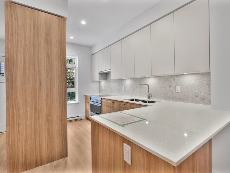 106-2320 Emery Court, North Vancouver, BC - 9