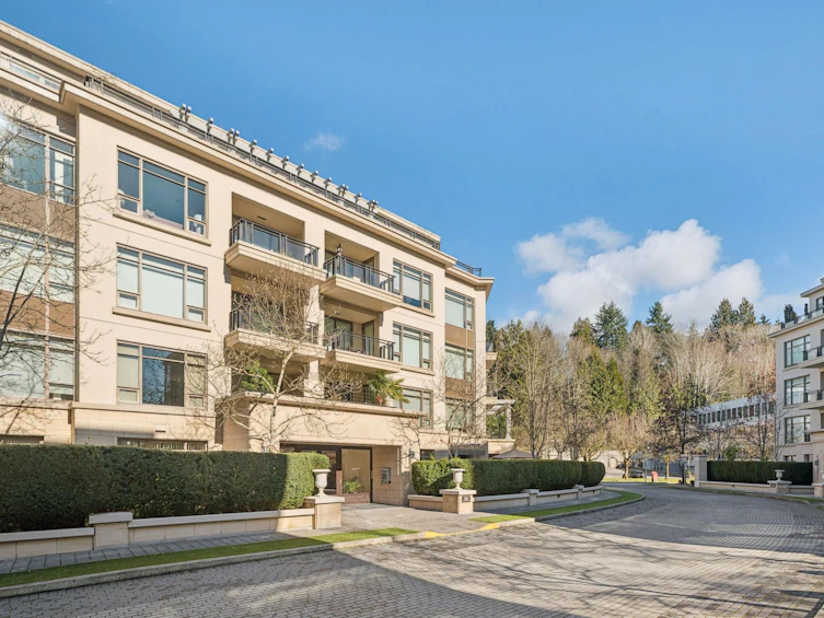 300-533 Waters Edge Crescent, West Vancouver, BC, V7T 0A2 - 2