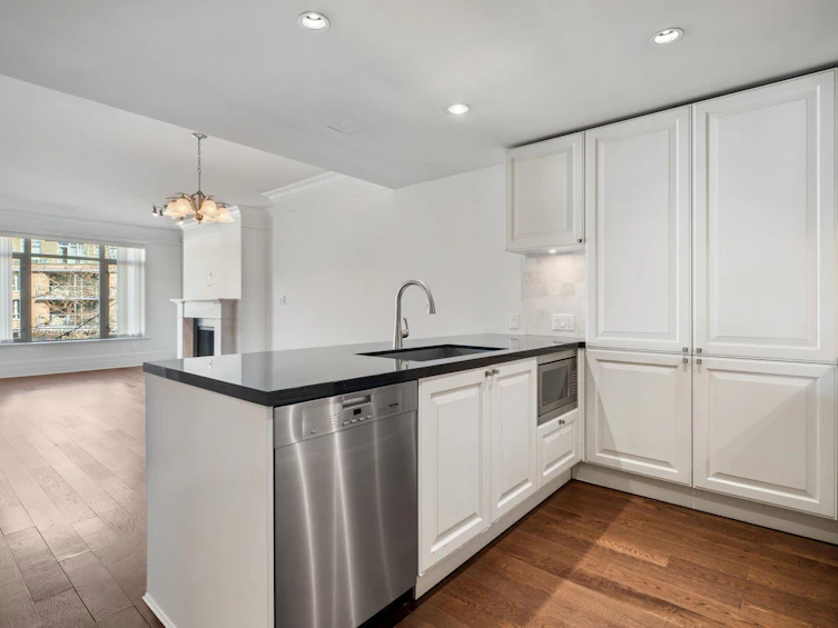 300-533 Waters Edge Crescent, West Vancouver, BC, V7T 0A2 - 13