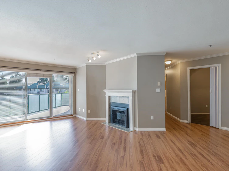 402-2964 Trethewey Street, Abbotsford, BC, V2T 6P4 - 6
