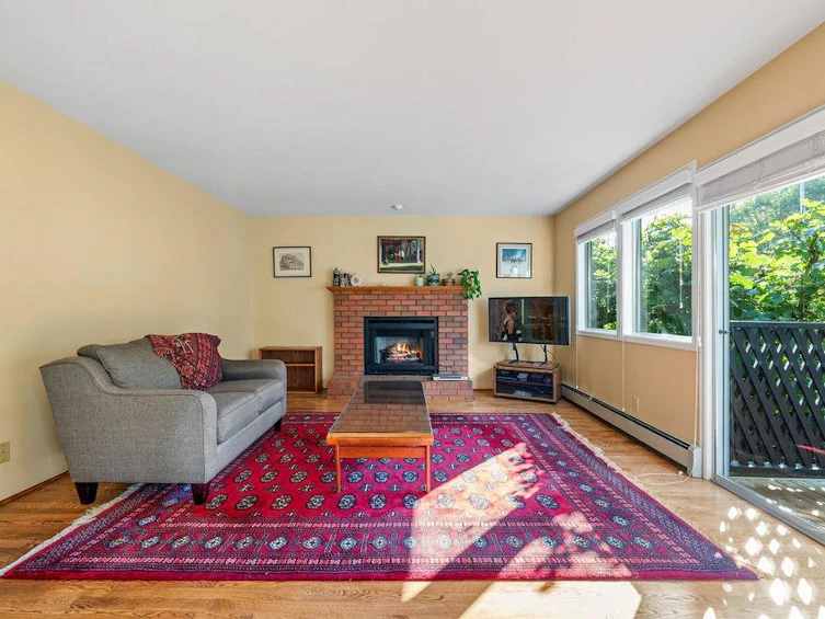 3126 W 35th Avenue, Vancouver, BC, V6N 2M8 - 2