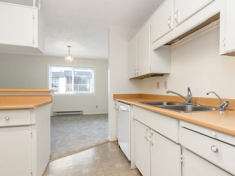 205-32910 Amicus Place, Abbotsford, BC, V2S 6G9 - 10
