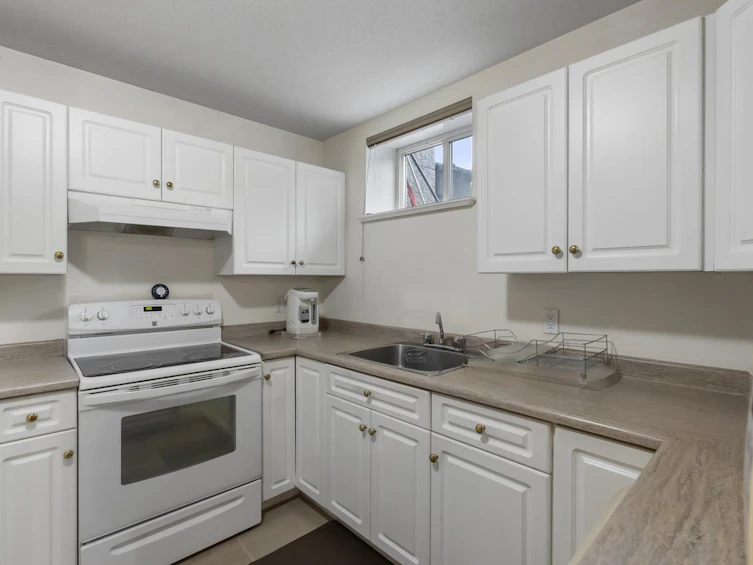 15651 83a Avenue, Surrey, BC, V4N 0S4 - 33