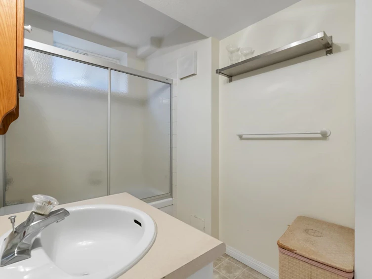 15651 83a Avenue, Surrey, BC, V4N 0S4 - 37