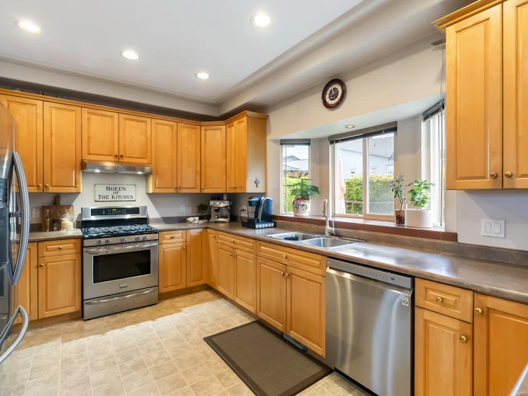 15651 83a Avenue, Surrey, BC, V4N 0S4 - 10