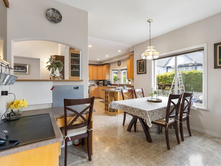 15651 83a Avenue, Surrey, BC, V4N 0S4 - 8