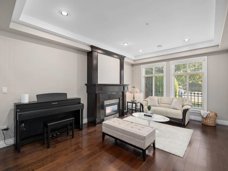 8291 Laurel Street, Vancouver, BC, V6P 3V2 - 4