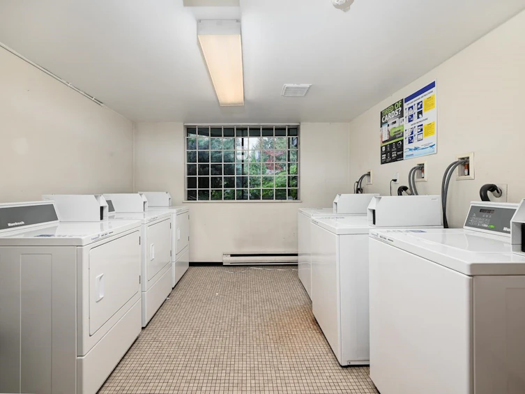 103-212 Forbes Avenue, North Vancouver, BC, V7M 3E5 - 6