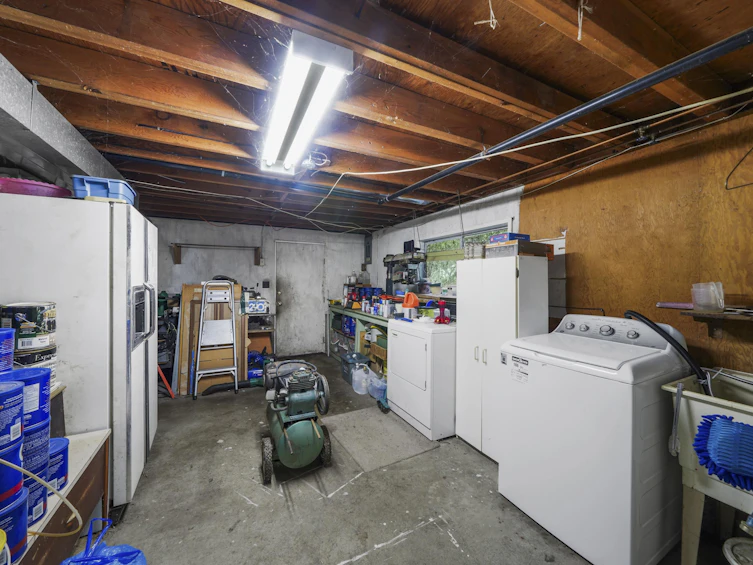 10941 249 Street, Maple Ridge, BC, V2W 1Z7 - 11