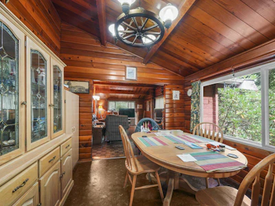 10941 249 Street - 3