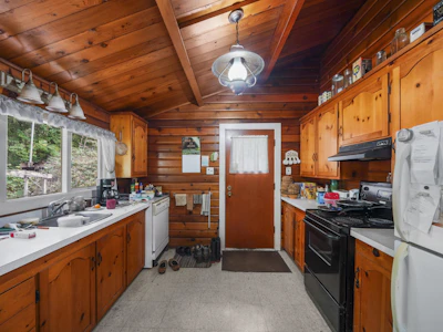 10941 249 Street - 5