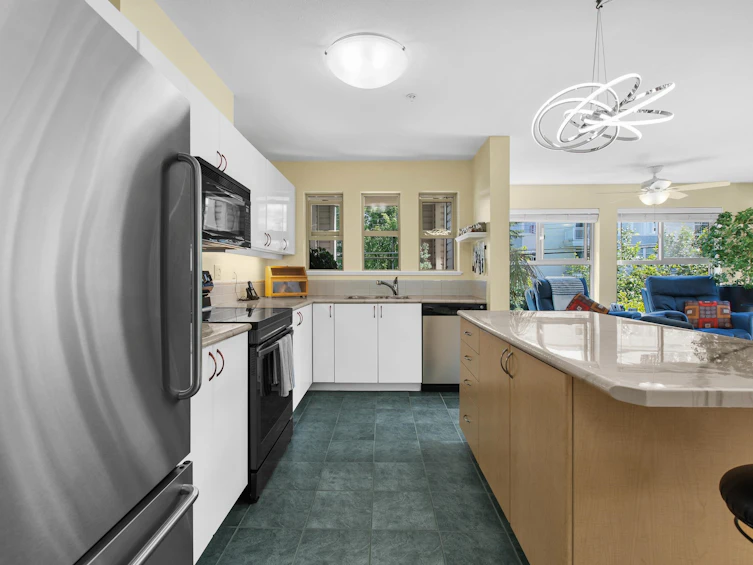 202-20237 54 Avenue, Langley, BC, V3A 3W2 - 12
