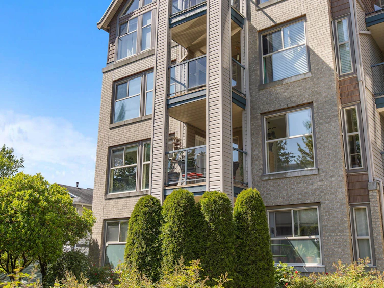 202-20237 54 Avenue, Langley, BC, V3A 3W2 - 3