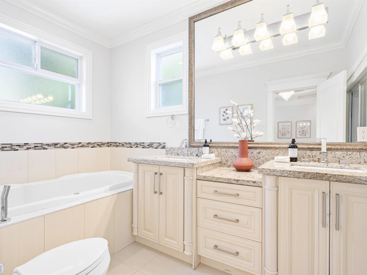 8751 Rosevale Road, Richmond, BC, V7A 2H6 - 12