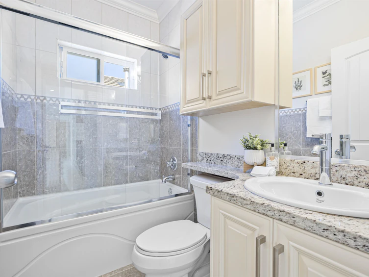 8751 Rosevale Road, Richmond, BC, V7A 2H6 - 16