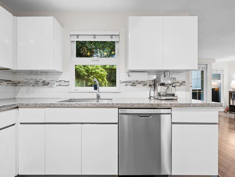 106-1023 Wolfe Avenue, Vancouver, BC, V6H 1V6 - 18