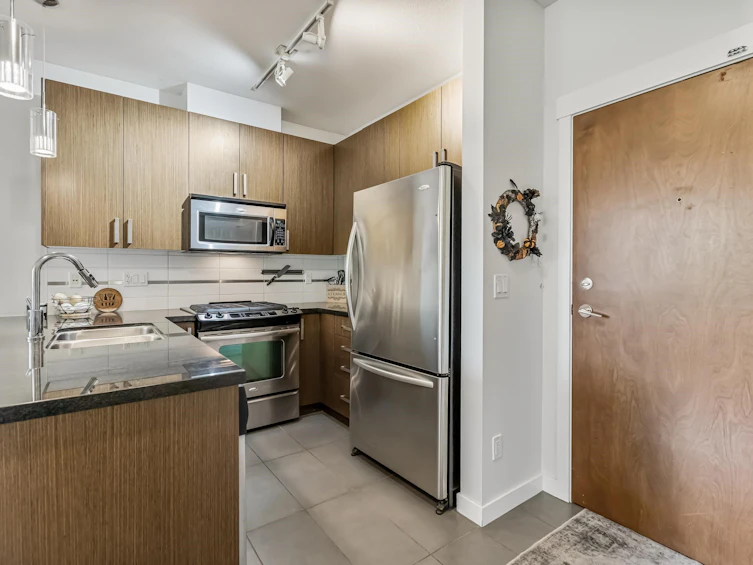 329-15988 26 Avenue, Surrey, BC, V3Z 5K3 - 6