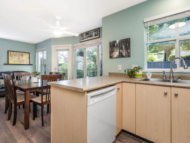 4-18883 65 Avenue, Surrey, BC, V3S 8Y2 - 18