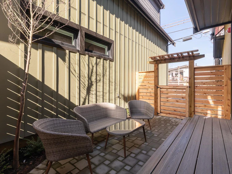 1061 Semlin Drive, Vancouver, BC, V5L 2N6 - 20