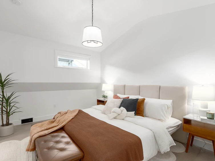 1061 Semlin Drive, Vancouver, BC, V5L 2N6 - 15