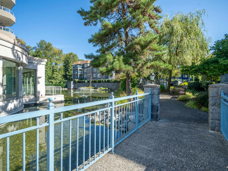 203-3070 Guildford Way, Coquitlam, BC, V3B 7R8 - 26