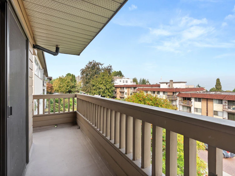 305-2100 W 3rd Avenue, Vancouver, BC, V6K 1L1 - 27