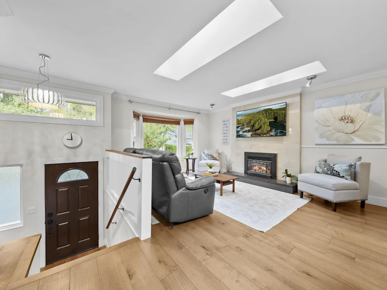 1184 Parkland Drive, Coquitlam, BC, V3E 1M2 - 3
