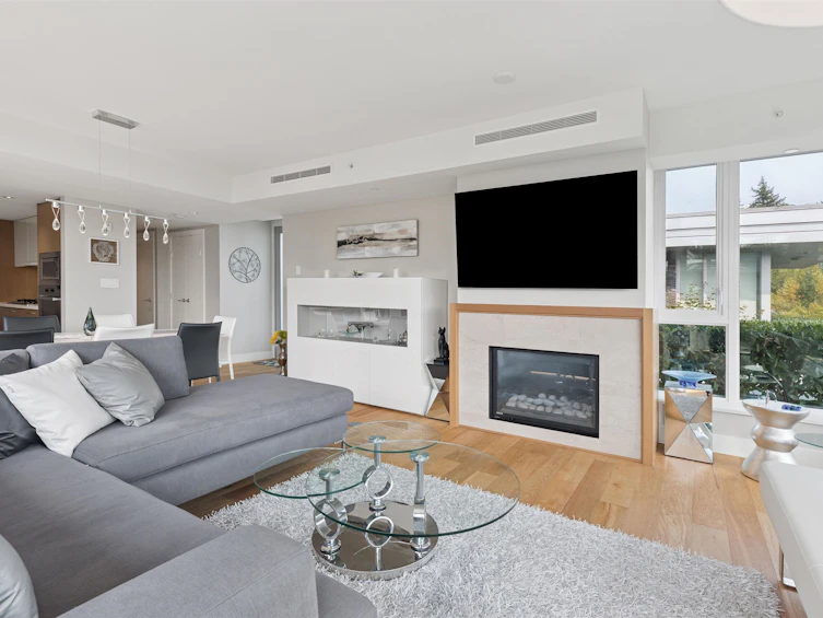201-908 Keith Road, West Vancouver, BC, V7T 1M3 - 5