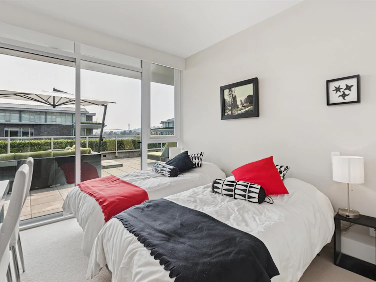 201-908 Keith Road, West Vancouver, BC, V7T 1M3 - 19