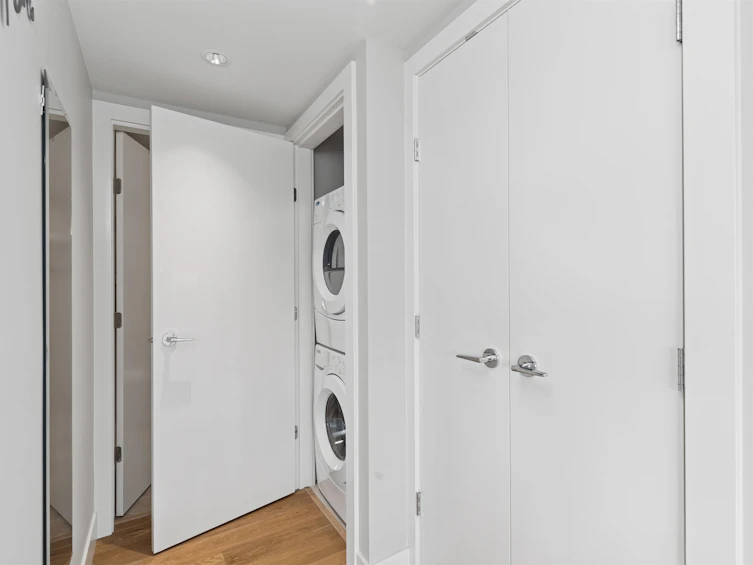 201-908 Keith Road, West Vancouver, BC, V7T 1M3 - 27