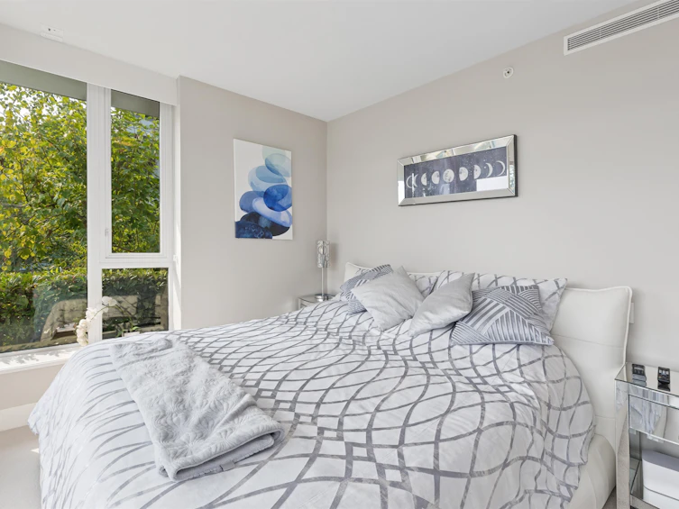 201-908 Keith Road, West Vancouver, BC, V7T 1M3 - 23