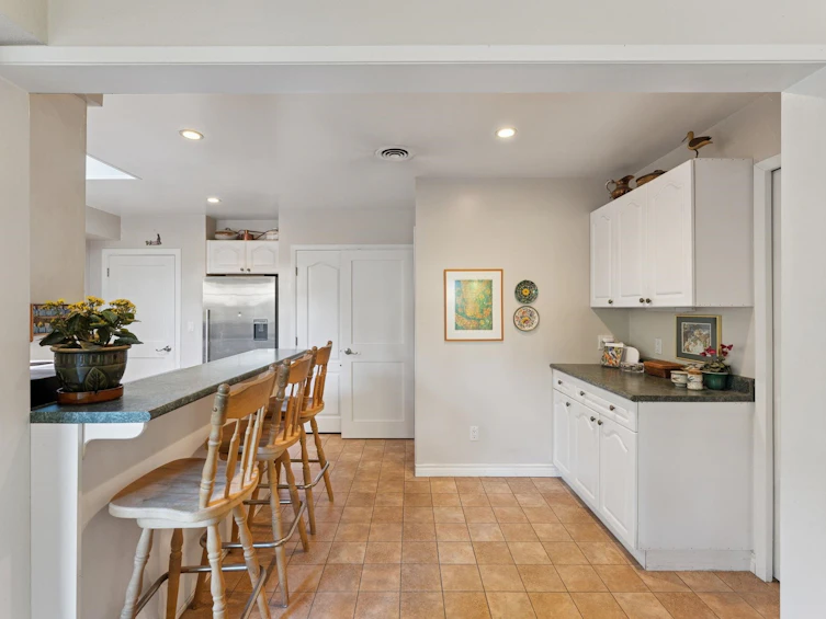 2658 Newmarket Drive, North Vancouver, BC, V7R 2T4 - 7