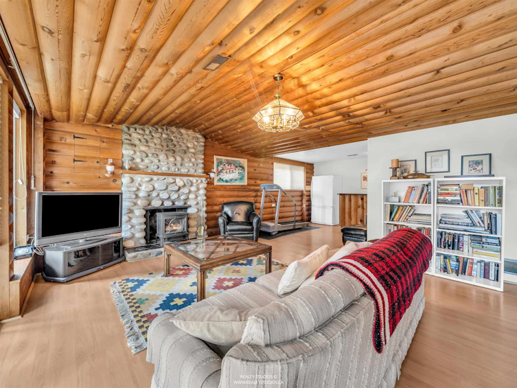 1202 Bracknell Crescent, North Vancouver, BC, V7R 1V3 - 23