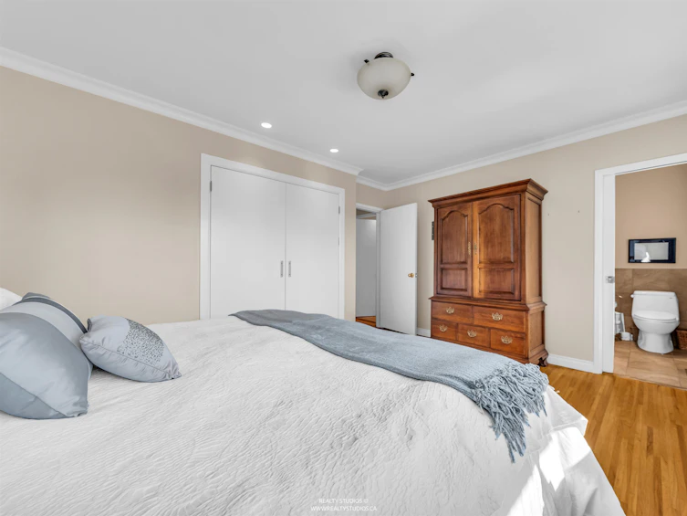 1202 Bracknell Crescent, North Vancouver, BC, V7R 1V3 - 12