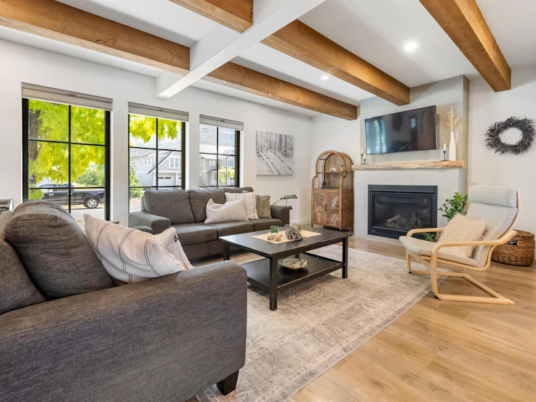 3995 Stewart Road, Chilliwack, BC, V2R 5G7 - 4