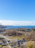1806 1632 Lions Gate Lane