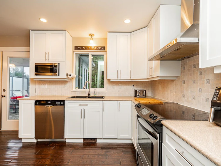 8134 Philbert Street, Mission, BC, V2V 4W7 - 11