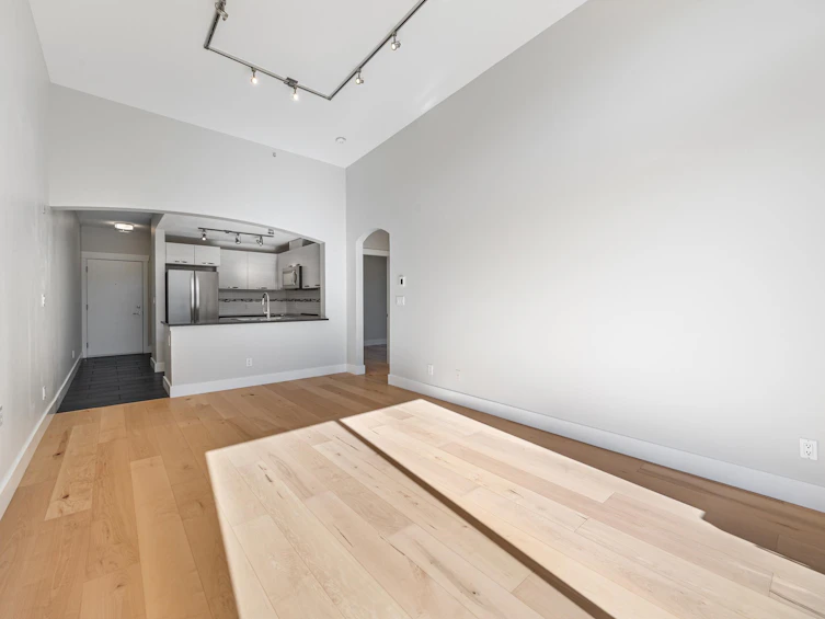 603-7478 Byrnepark Walk, Burnaby, BC, V3N 0B5 - 5